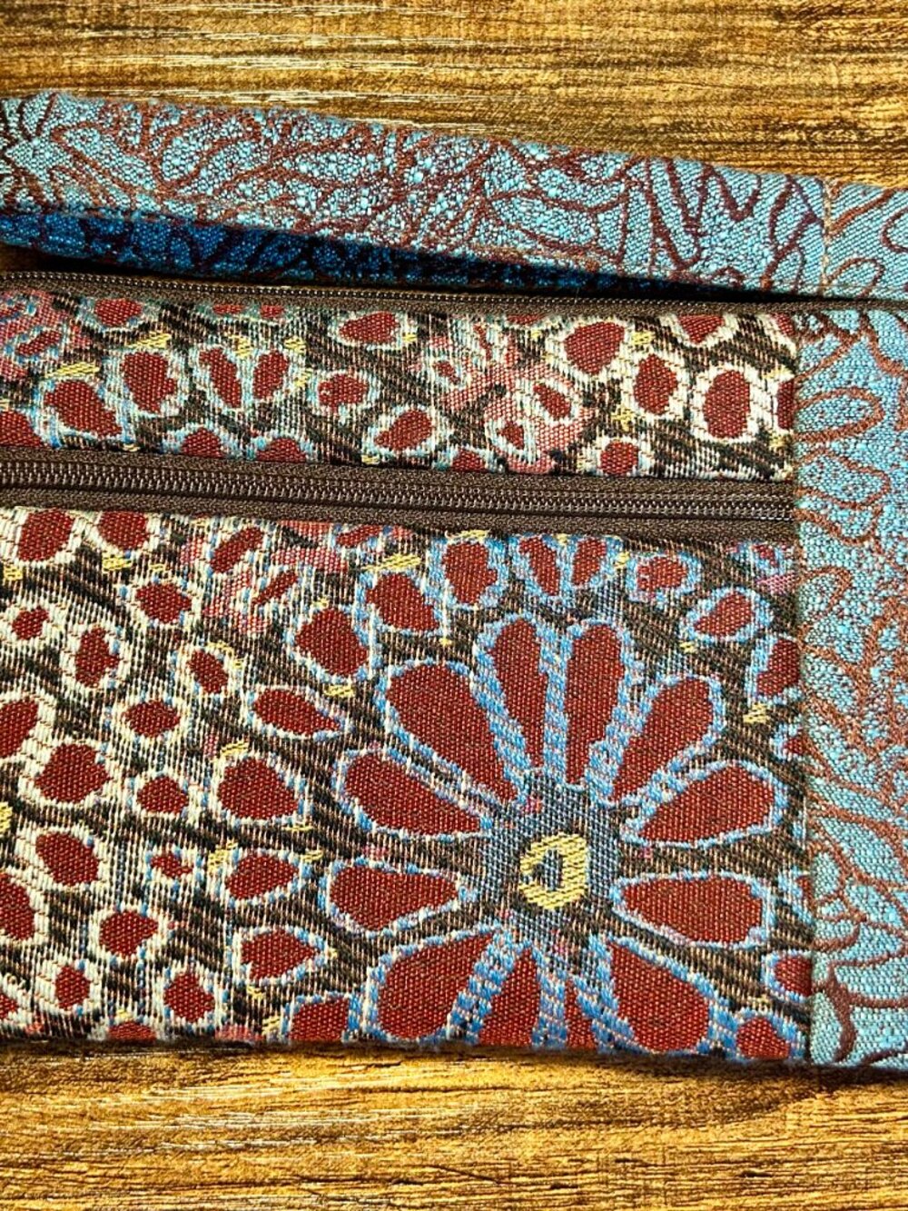 Maruca Beetle Wristlet - Picture 2 of 5